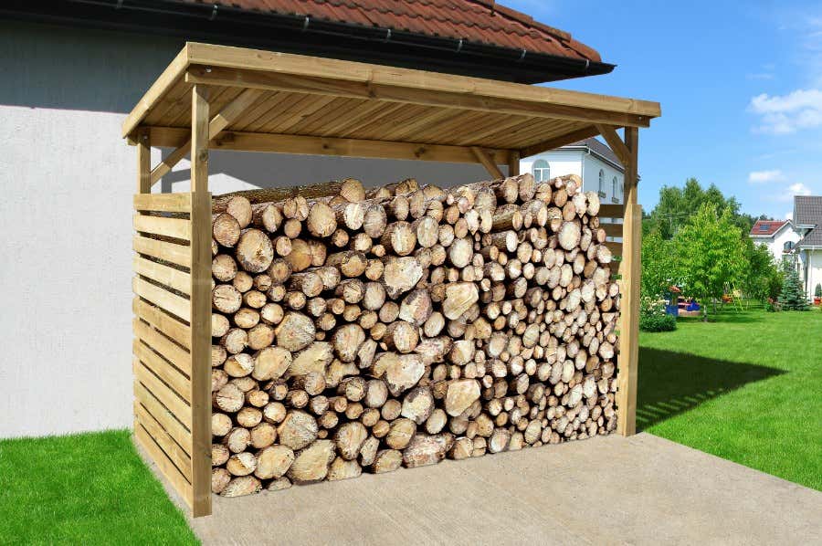 WEKA Dépôt de bois de chauffage 663