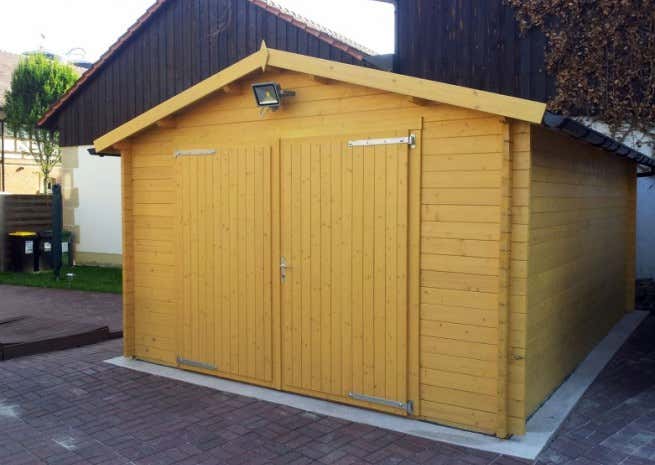Photo du client: Garage en bois Alpholz B-44 ISO - porte en bois à 2 vantaux - 1 place