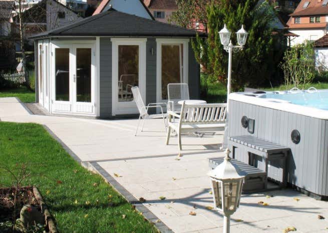 Photo du client: Abri de jardin pentagonal Maja ISO