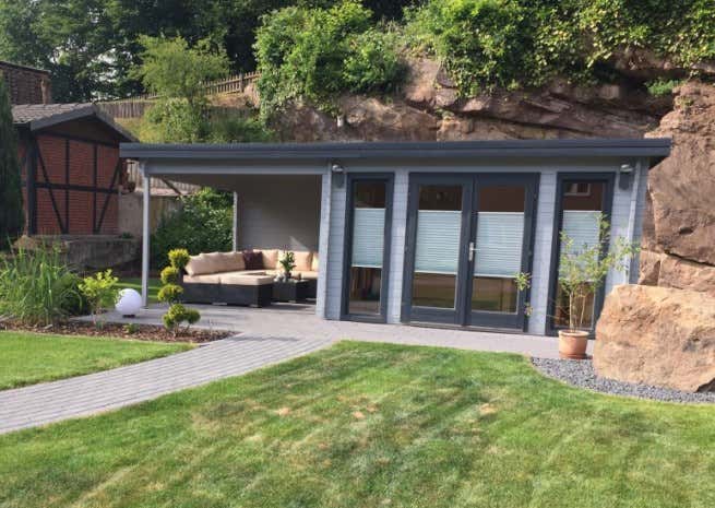 Photo du client: Abri de jardin Corse avec toit plat 44 ISO