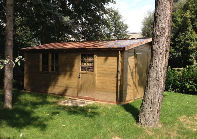 Photo du client: Garage en bois Alpholz B-44 ISO - porte en bois à 2 vantaux - 1 place