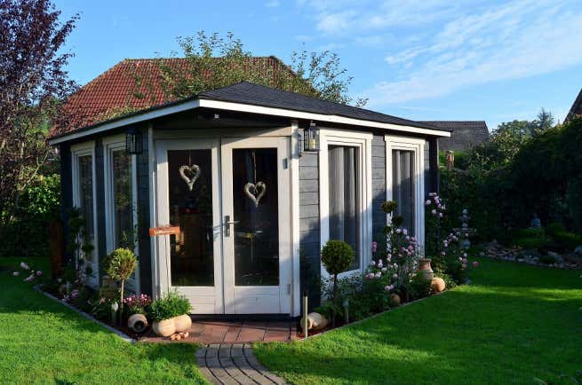 Photo du client: Abri de jardin pentagonal Maja ISO