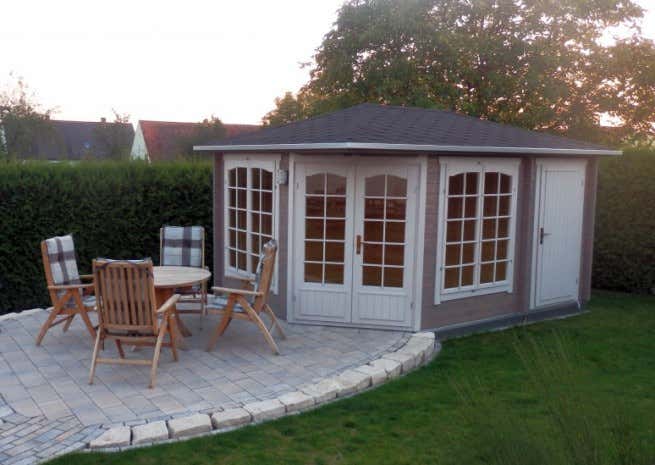 Photo du client: Abri de jardin pentagonal Josephine-40 avec extension