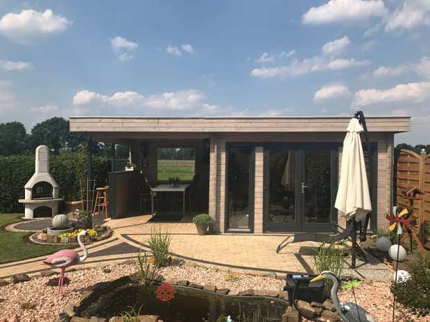 Photo du client: Abri de jardin Corse avec toit plat 44 ISO