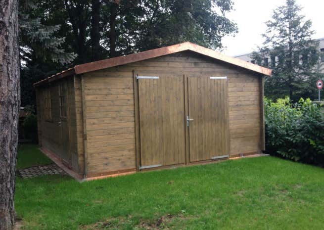 Photo du client: Garage en bois Alpholz B-44 ISO - porte en bois à 2 vantaux - 1 place