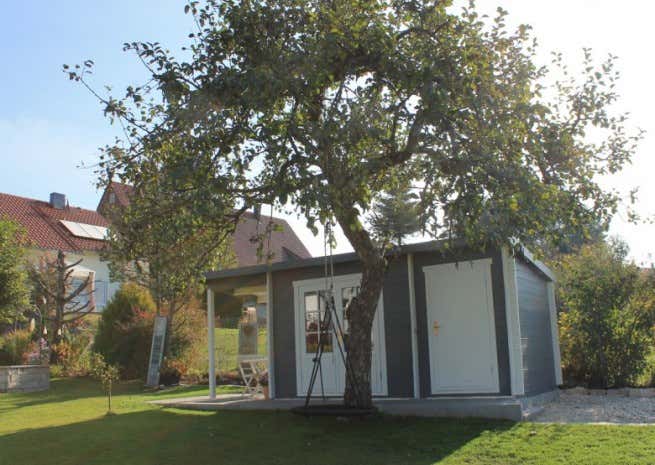 Photo du client: Abri de jardin Maria toit en pente avec annexe