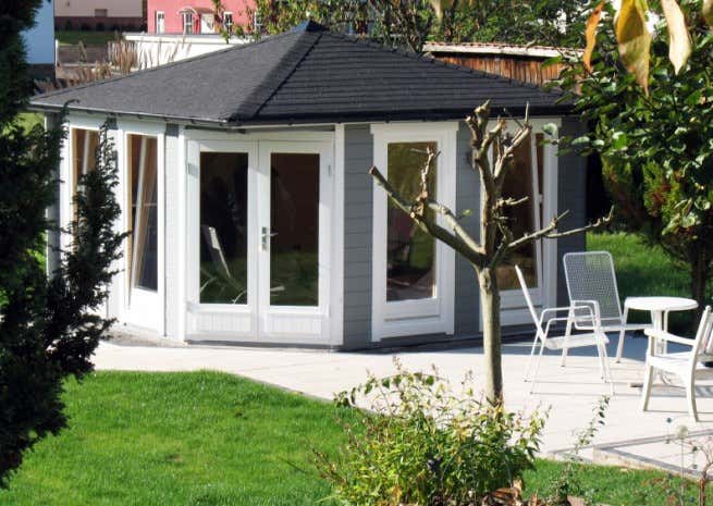 Photo du client: Abri de jardin pentagonal Maja ISO